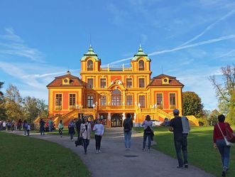 Schloss Favorite Ludwigbsurg, Besucher im Park