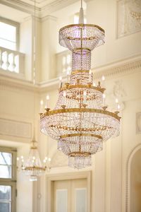 Schloss Favorite Ludwigsburg, Kronleuchter im Speisesaal