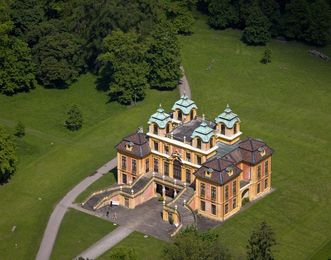 Luftbild von Schloss Favorite Ludwigsburg